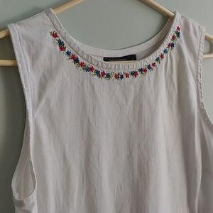 DENVER HAYES Sleeveless Embroidered Top